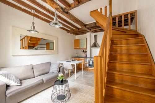 Geranimus 36B : Hearth of Paris — 4-Star Luxury Hotel in Paris, France