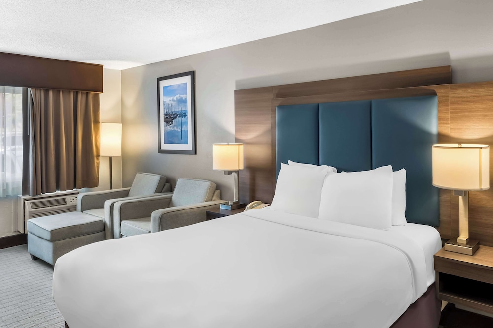 SureStay Hotel by Best Western SeaTac Airport North - photo 20