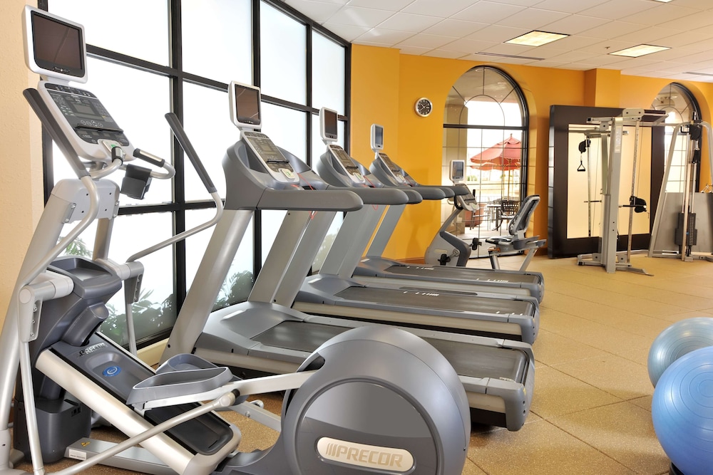 Embassy Suites Hotel Des Moines Downtown - photo 36