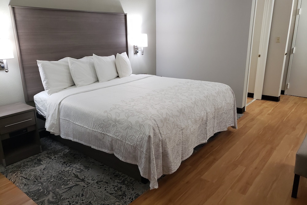 Red Roof Inn Moss Point - photo 61