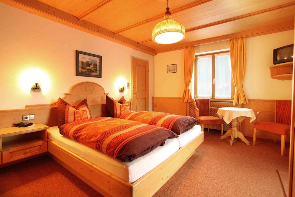 Beim Rottmeister — 4-Star Luxury Hotel in Reit Im Winkl, Germany