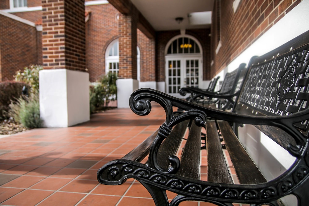 Hassayampa Inn - photo 11