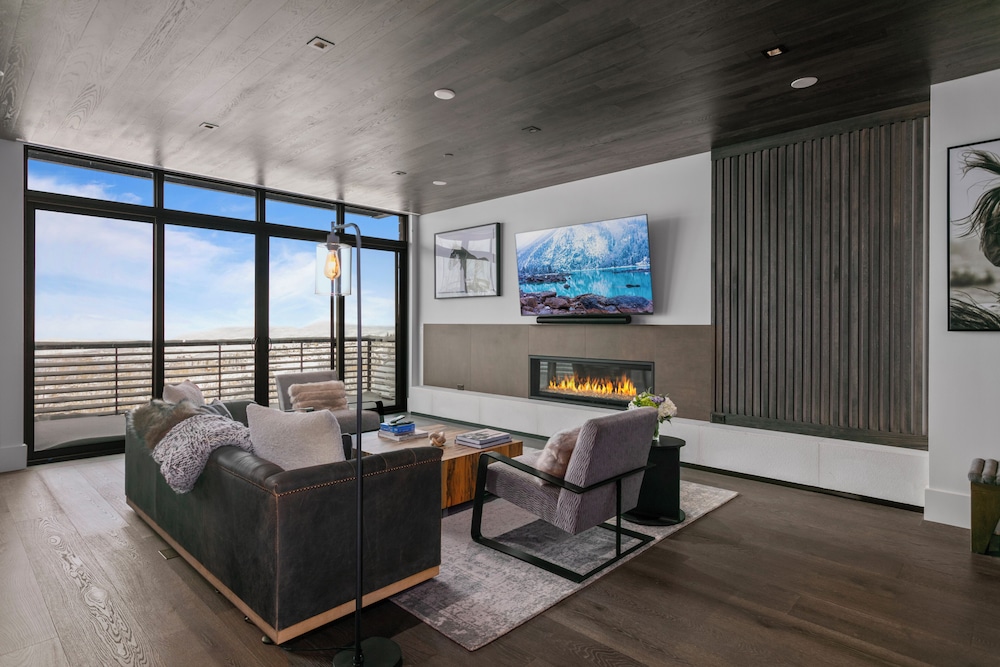 Argent at Deer Valley Resort Three Bedroom Deluxe #103 3 Condo in Bridgeport, United States