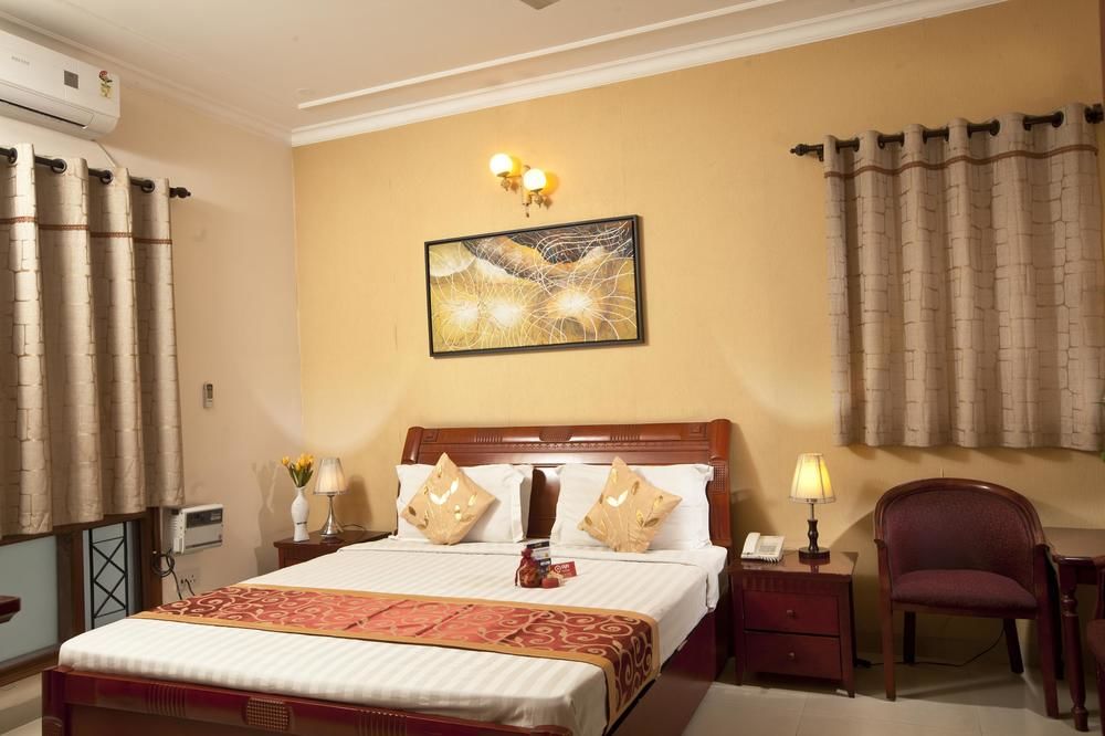 Oyo Premium Dlf Phase 4