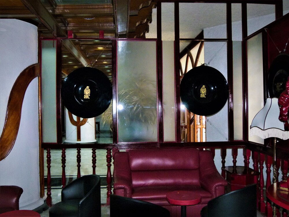 Hotel Bar