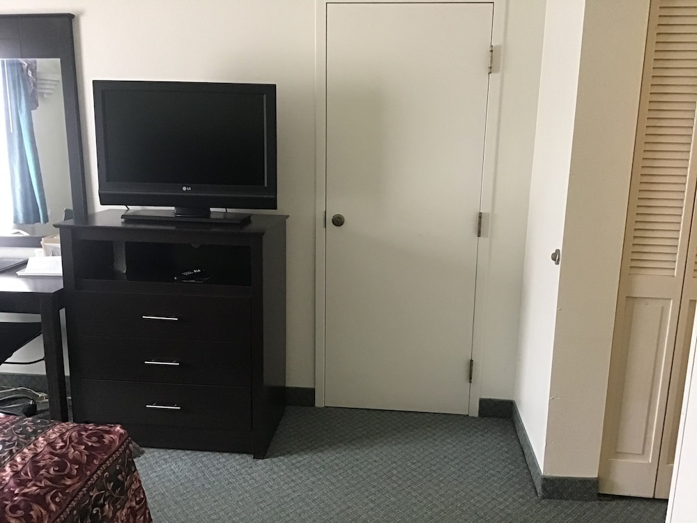 The Anastasia Inn - photo 18