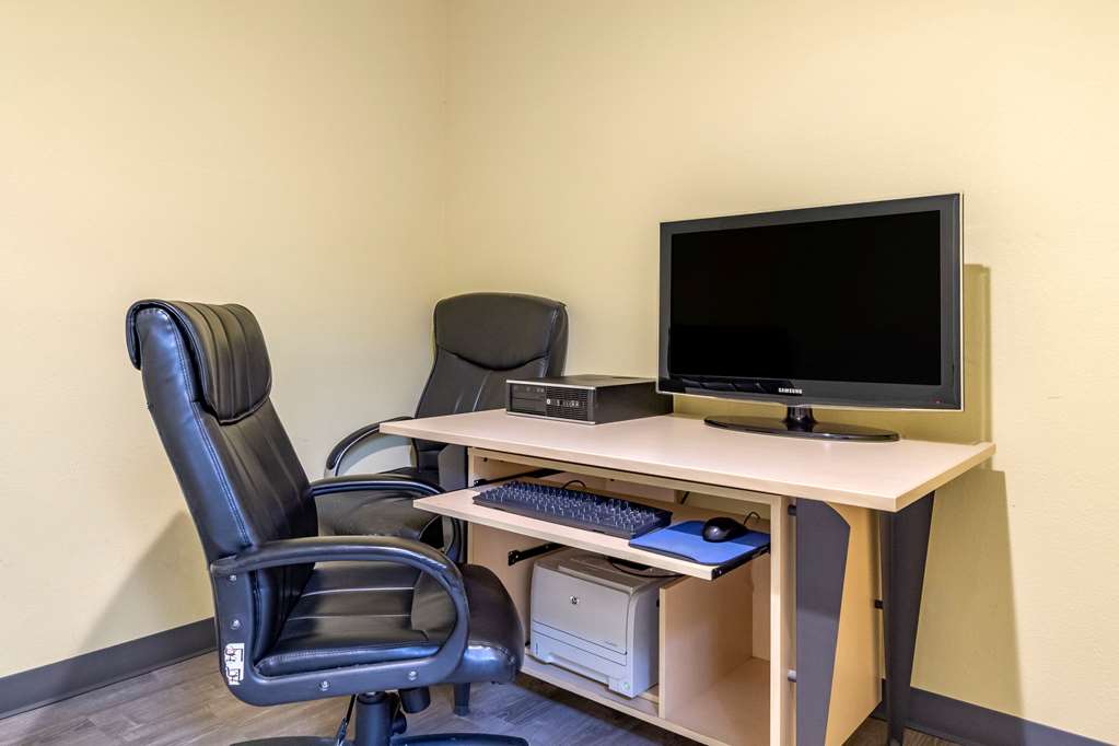 Comfort Inn & Suites Seattle North - photo 32