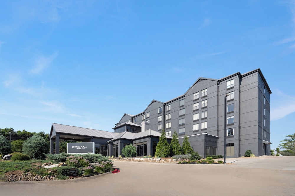 Crowne Plaza Nashville Airport by IHG - photo 74