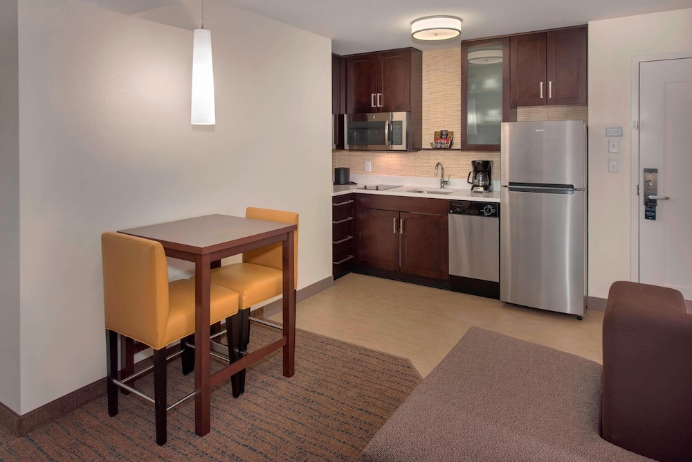 Residence Inn by Marriott Boston Bridgewater - photo 17