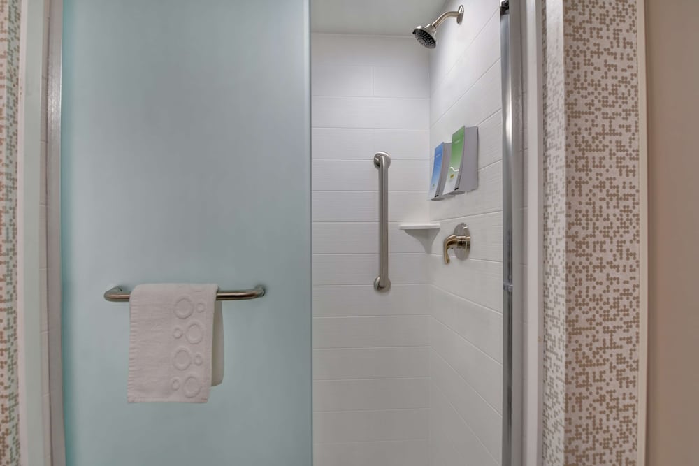 Home2 Suites Sarasota I 75 Bee Ridge FL - photo 23