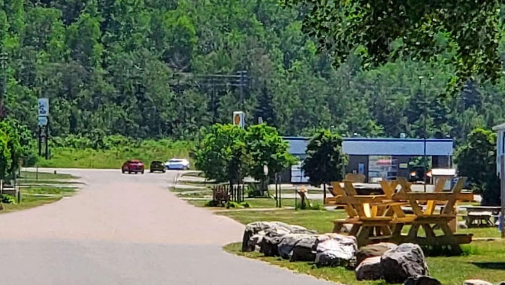 Jasper Ridge Inn Ishpeming - photo 180