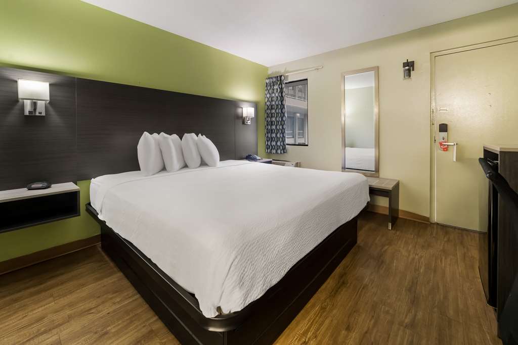 SureStay Hotel by Best Western Columbus Downtown - photo 16