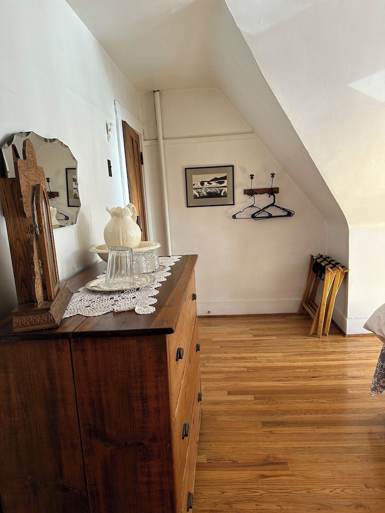 Gable House Bed and Breakfast Inn - photo 35