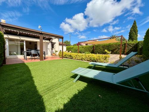 Casa Ressagosa Plus Costa Brava — 4-Star Luxury Hotel in Torroella De Montgri, Spain