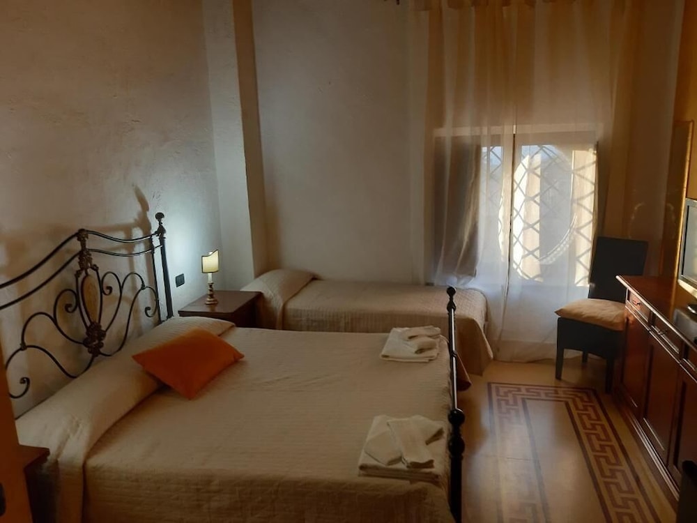 Residenza Antico Borgo — 4-Star Luxury Hotel in Filadelfia, Italy