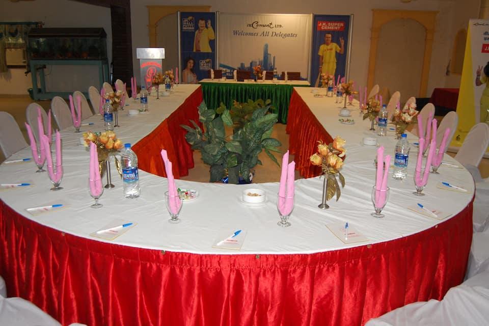 Hotel Kalinga Palace in Barmer, India