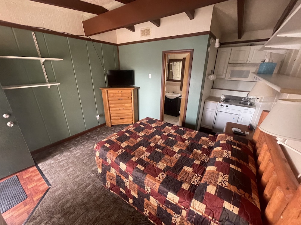 Olde Mill Inn Of Clarkston - photo 18