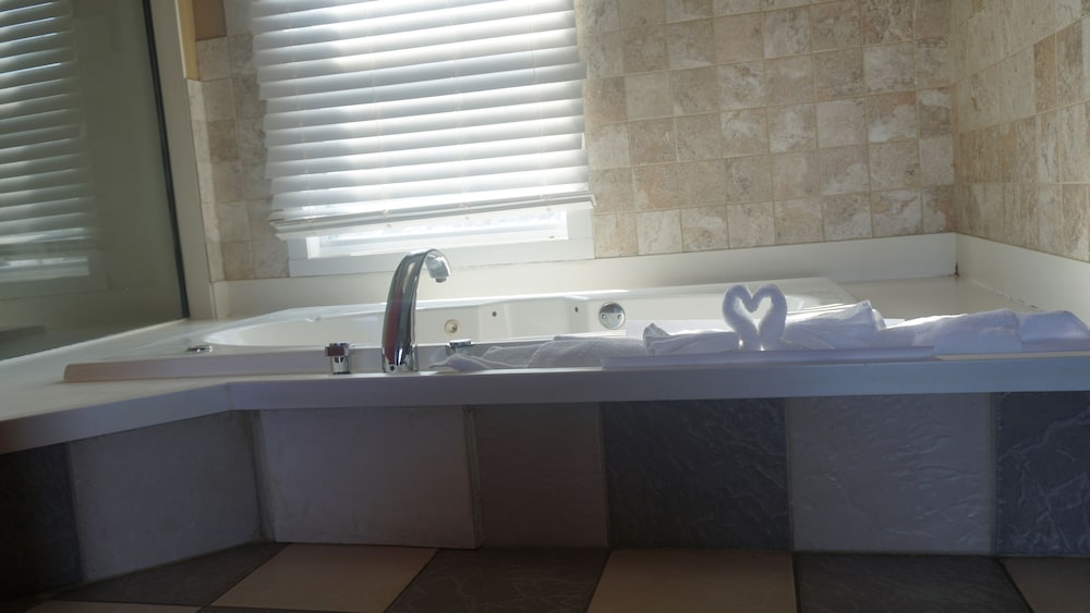 Post Road Inn Motel - photo 9