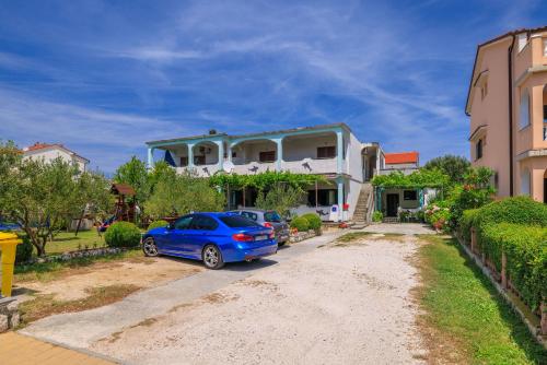 Apartment M&M — 4-Star Luxury Hotel in Lopar, Croatia