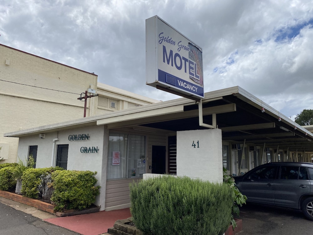 Golden Grain Motel — Pittsworth