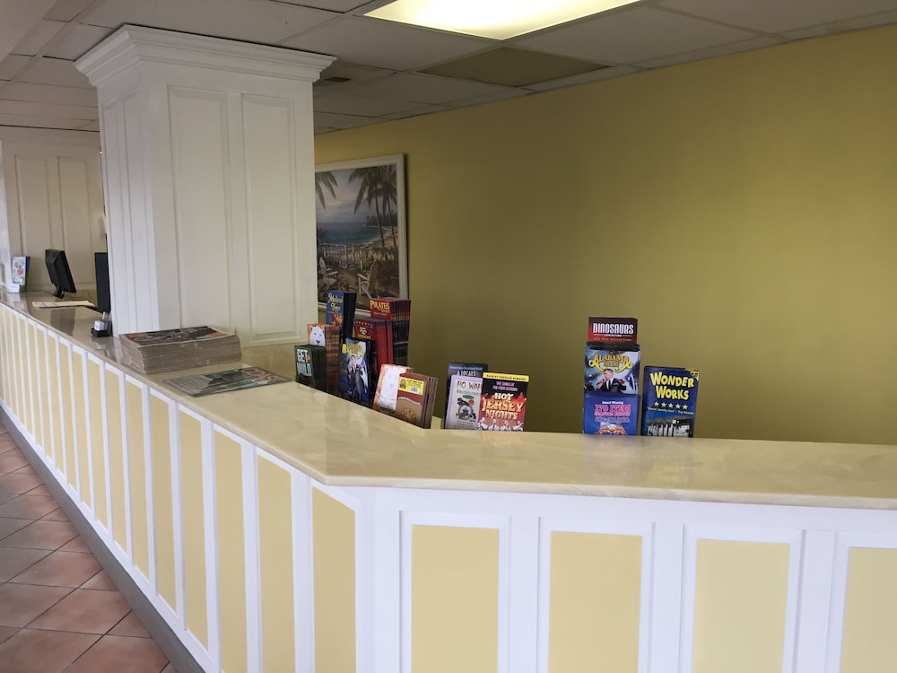 Bermuda Sands on the Boardwalk - photo 5