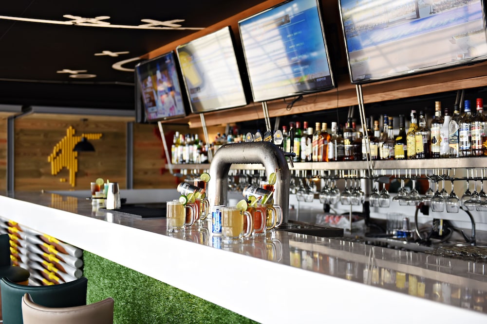 Sports bar