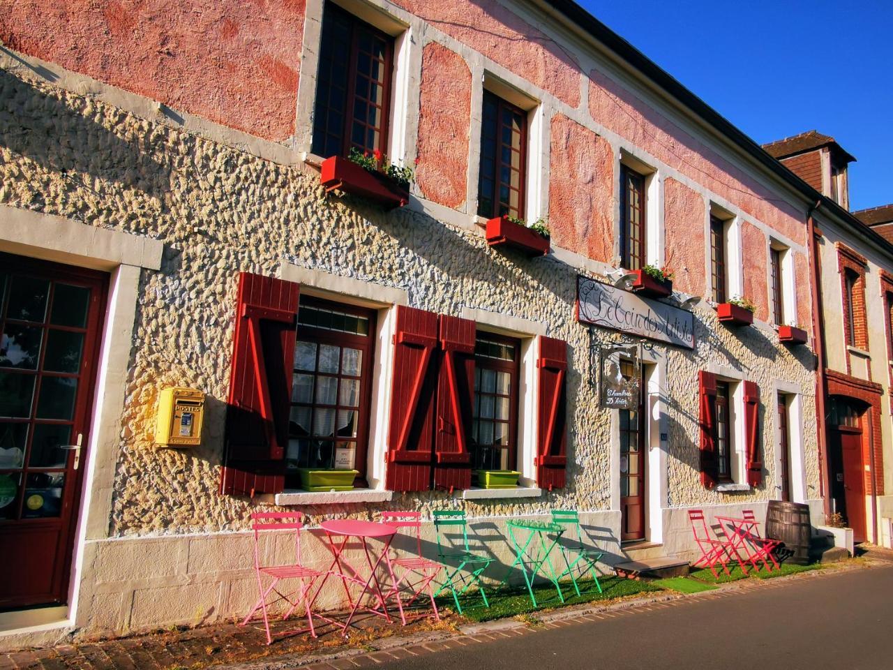 Le Coin Des Artistes — Evreux