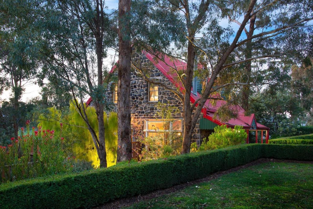 Bluegums Retreat — carbon neutral stay, Daylesford