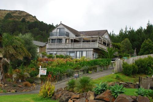 Leighton Lodge — 4-Star Luxury Hotel in Whitianga, New Zealand