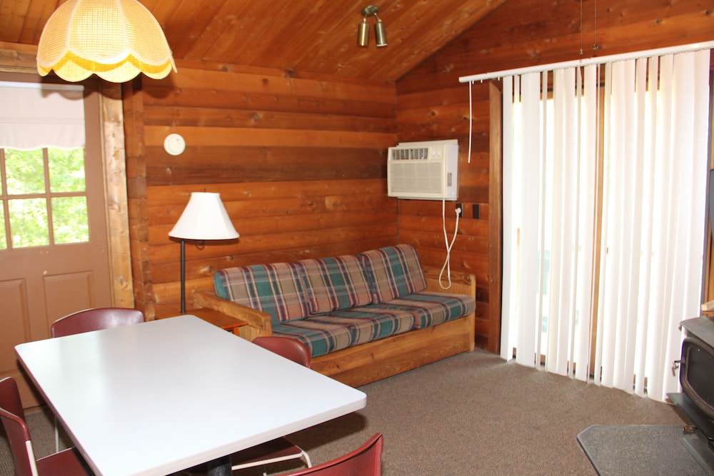 Chesapeake Bay RV Resort Thousand Trails Campground - photo 2