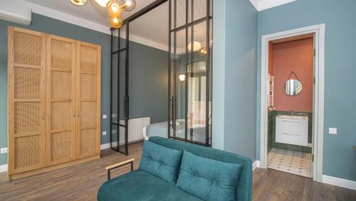 Superior Apartment In Abanotubani By Wehost