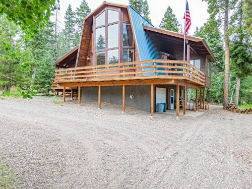 Moonlight Ridge - carbon neutral hotel in Unknown City