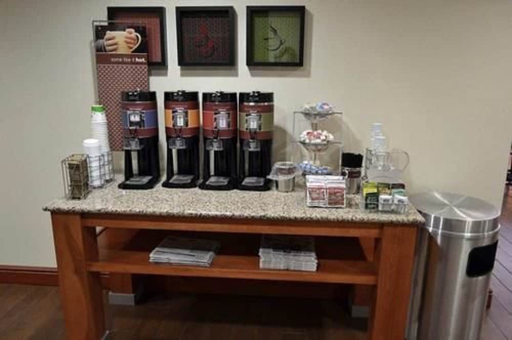 Hampton Inn & Suites Greenfield - photo 36