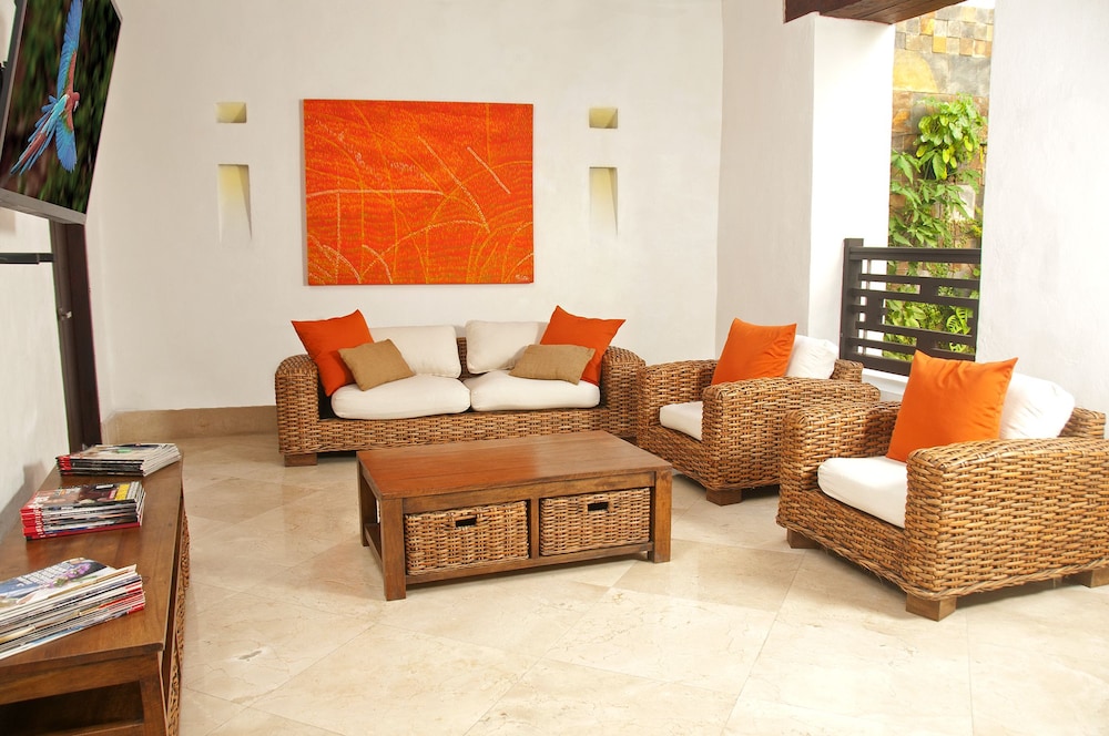 Casa Gastelbondo — 4-Star Luxury Hotel in Cartagena, Colombia