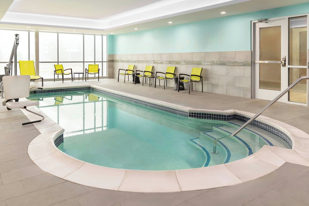 SpringHill Suites by Marriott Holland - photo 15