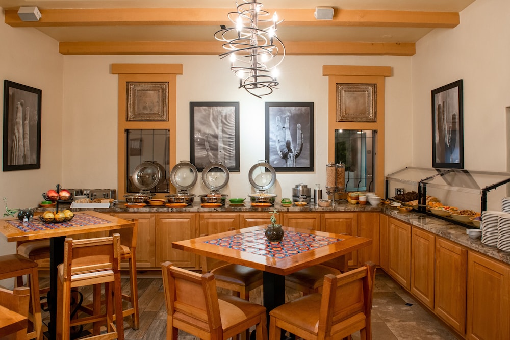 Lodge on the Desert - photo 79