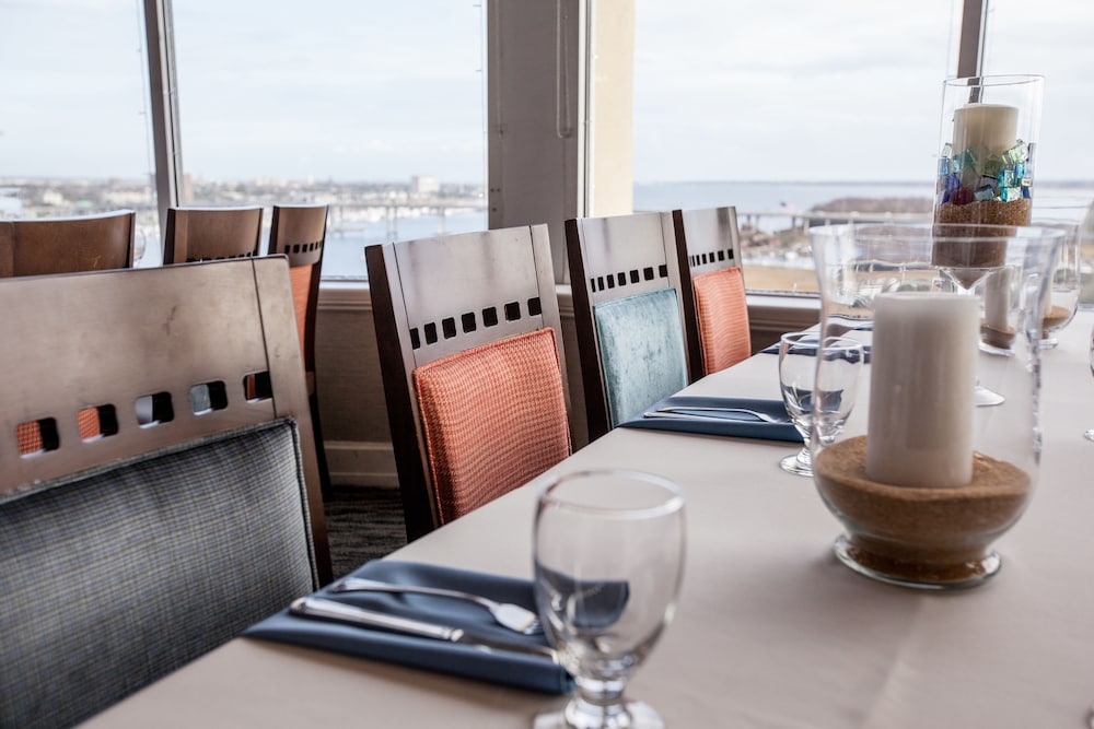 Holiday Inn Charleston Riverview by IHG - photo 35