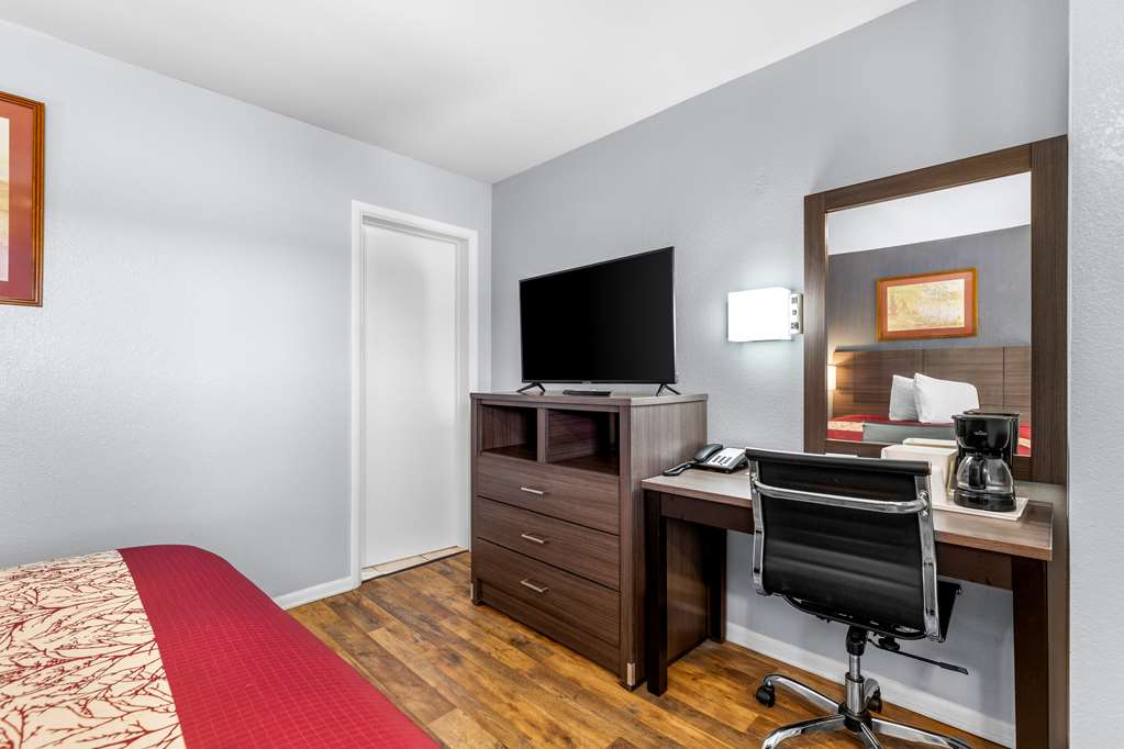Americas Best Value Inn Belleville - photo 18