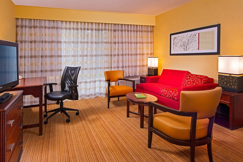 Courtyard by Marriott Richmond Northwest - photo 3
