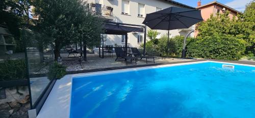 Apartman Xenna — 4-Star Luxury Hotel in Rijeka, Croatia