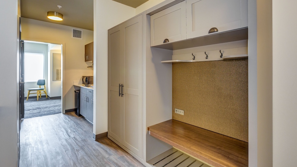 Holiday Inn & Suites Bellingham by IHG - photo 46