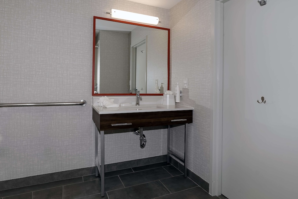 Hampton Inn Port Charlotte - photo 21