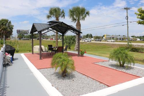 Travel Inn Fort Pierce - photo 15