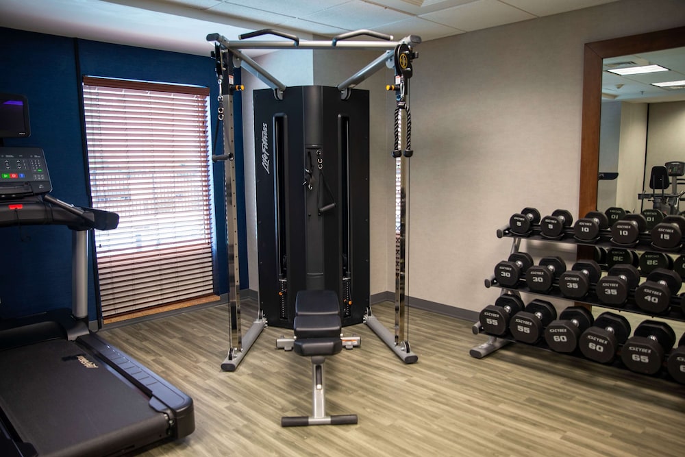Hampton Inn & Suites Jacksonville - photo 42