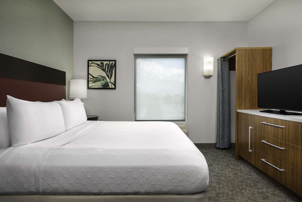 Home2 Suites by Hilton Tallahassee State Capitol - photo 11