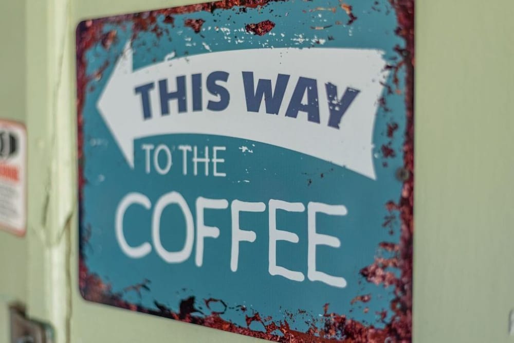 Geneva Hotel & Tiki Bar - photo 4