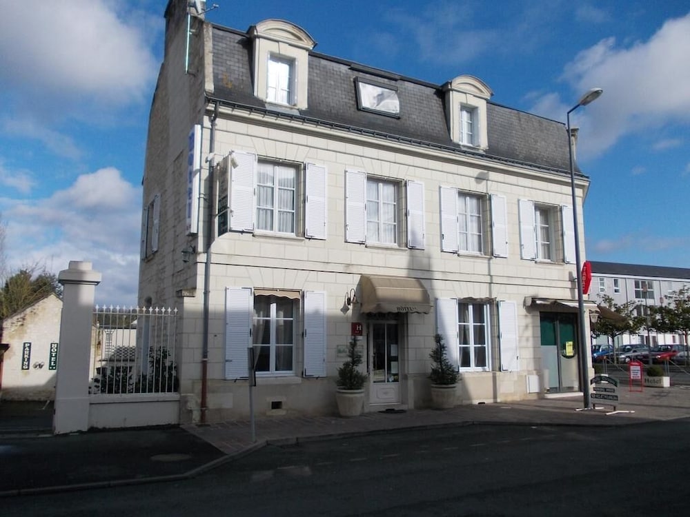 Hôtel Belle Epoque — hotel in Chinon