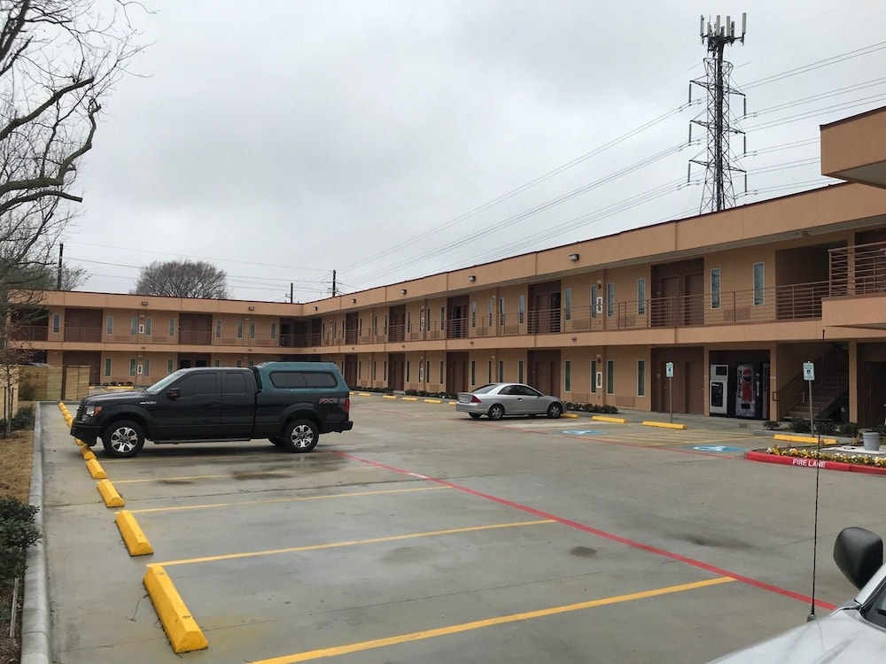 Crystal Inn Sugar Land - photo 31