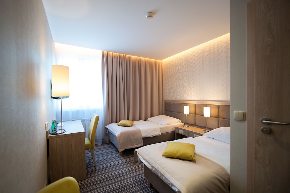 Hotel Almarco — hotel in Sroda Wielkopolska