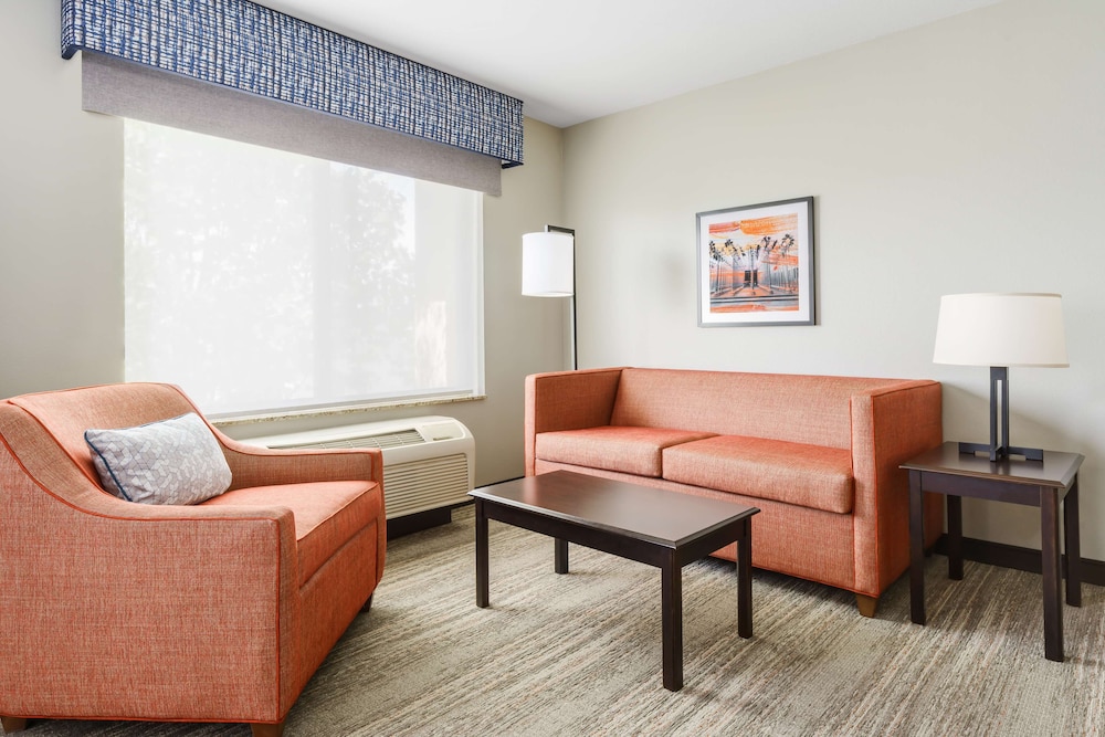 Hampton Inn & Suites Thousand Oaks CA - photo 17